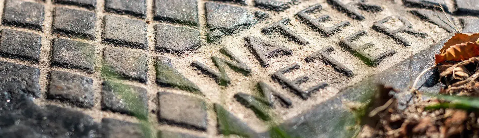 lid to a water meter