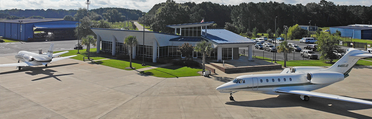 two planes taxing at Sumter Airport